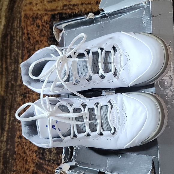 Men Jordans - Picture 4 of 4